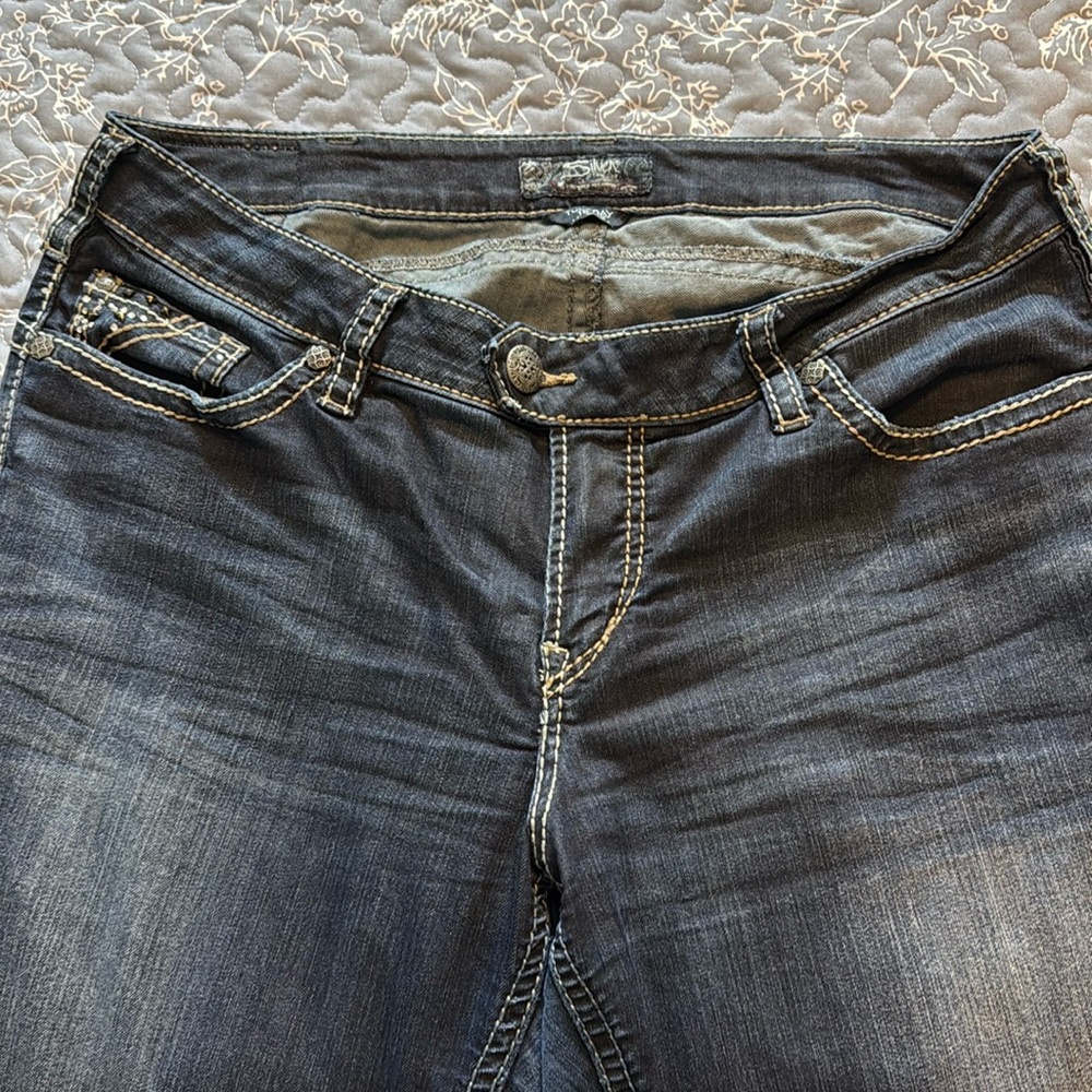 Silver Jean Co. Tuesday 16 1/2 Straight Leg Jeans